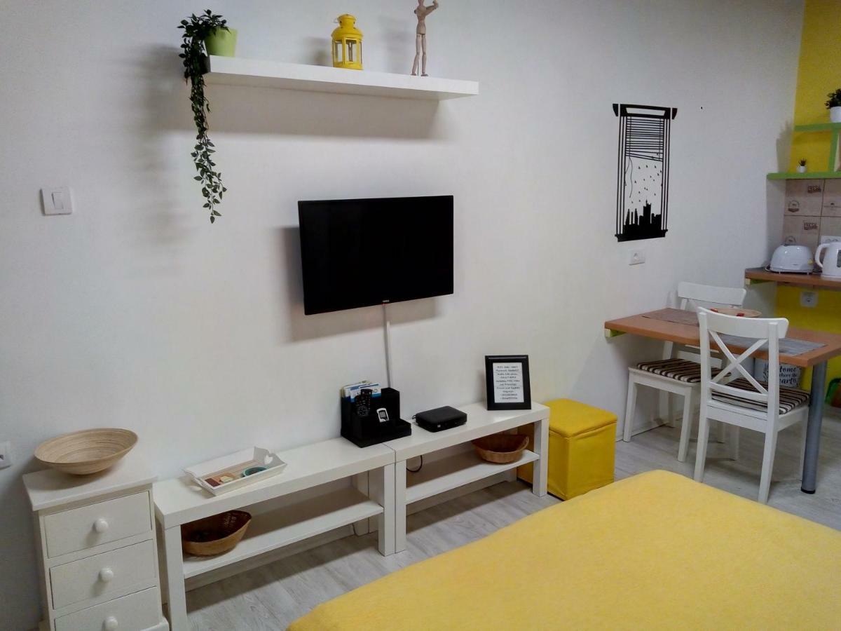 Apartmán Studio Jolie Novi Sad Exteriér fotografie